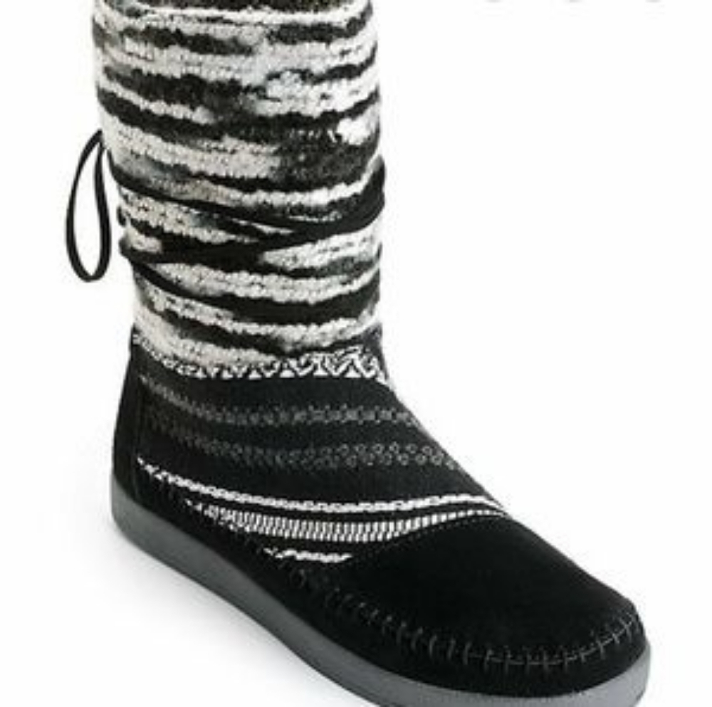 Toms Black Nepal Boots